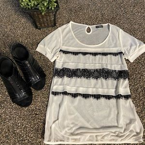 Day trip cream & black sheer blouse